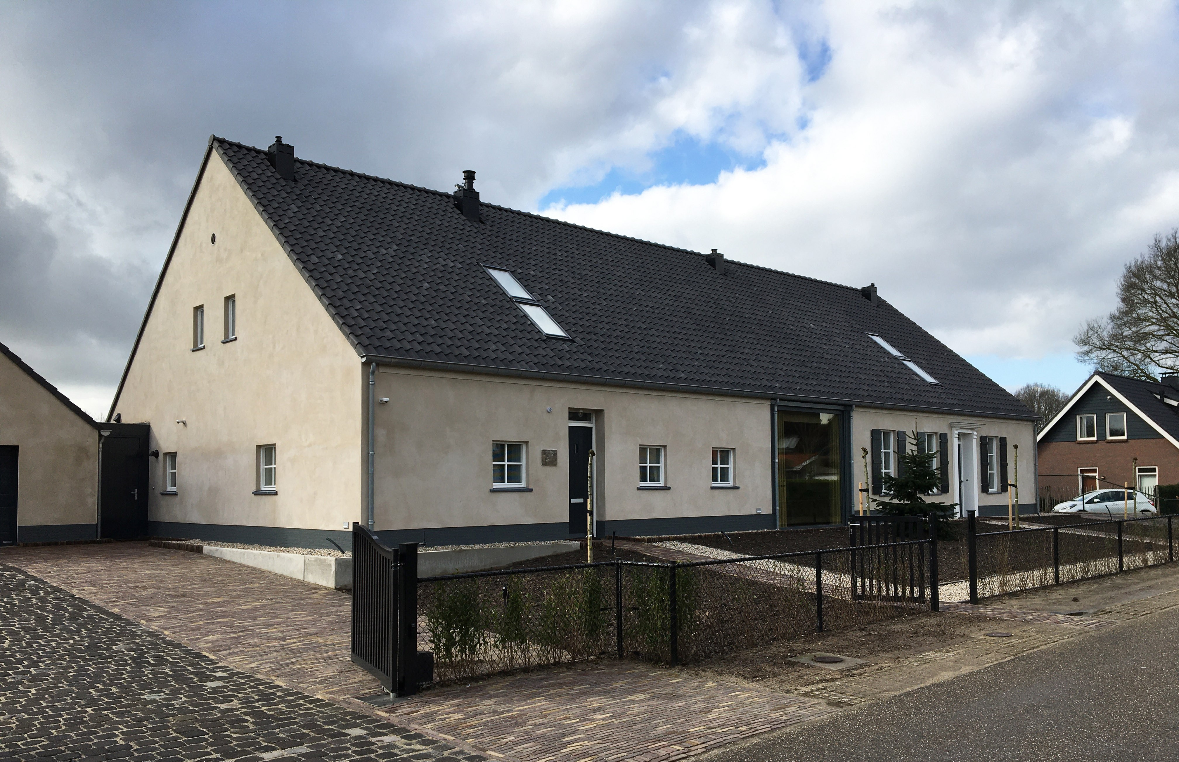 6 6. Tweefamiliehuis Plasmolen.JPG