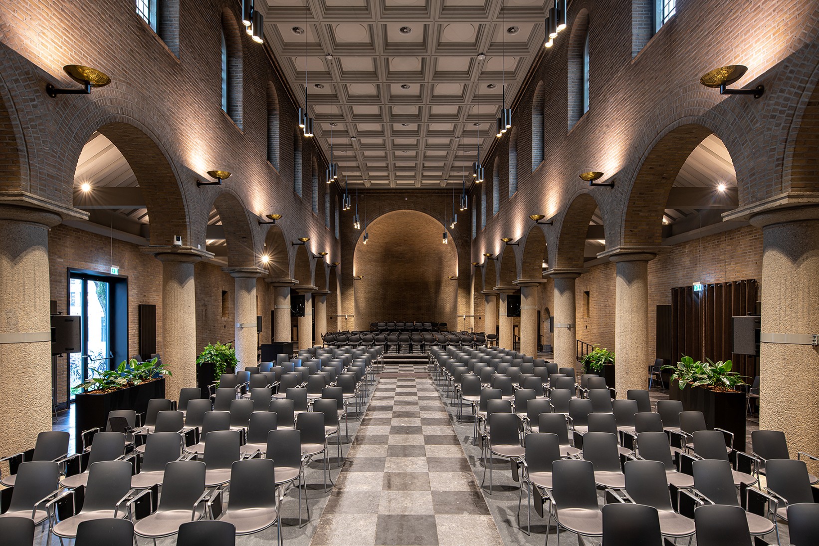 5 5. BUas_Horizon_ Auditorium en feestruimte.5.jpg