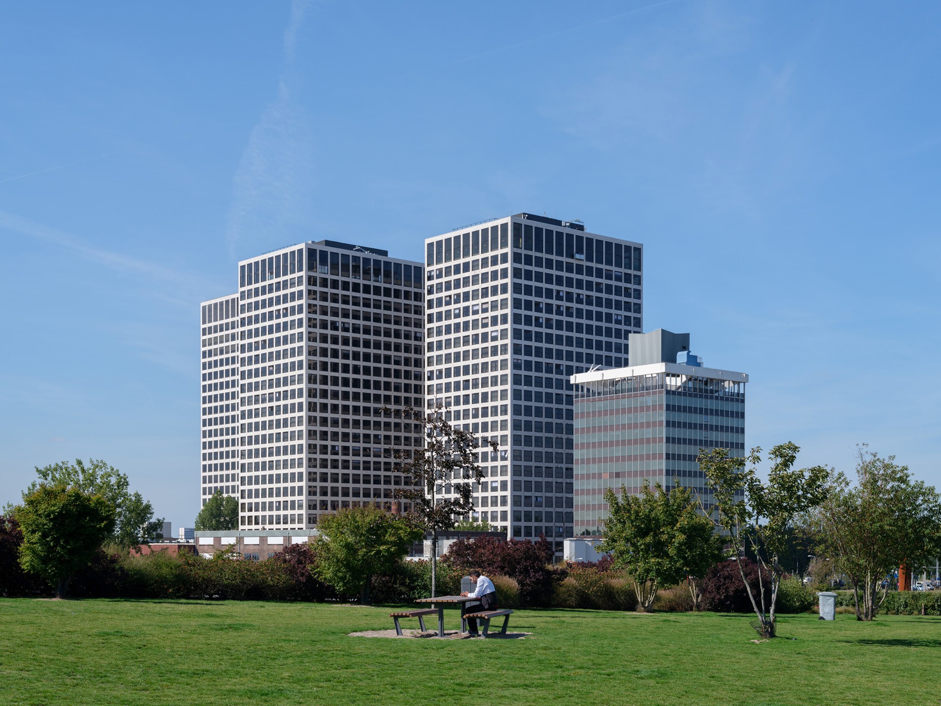 07_Lee_Towers_©OssipDuivenbode 07_Lee_Towers_©OssipDuivenbode.jpg