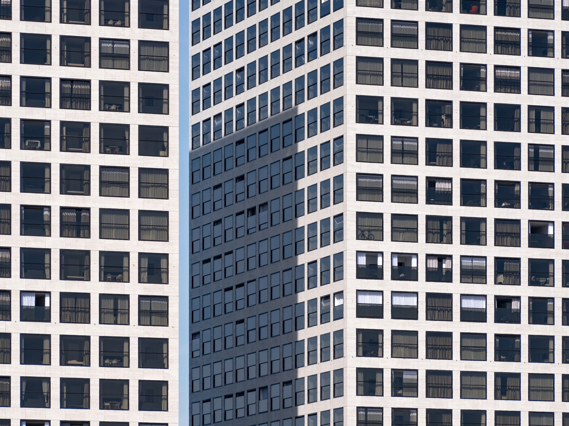 06_Lee_Towers_©OssipDuivenbode 06_Lee_Towers_©OssipDuivenbode.jpg