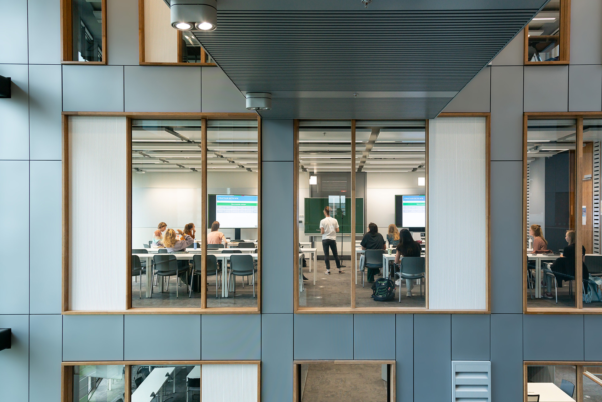 06_TeamV_VU_BNA_GvhJ_22_JHML 06_TeamV_VU_BNA_GvhJ_22_JHML.jpg