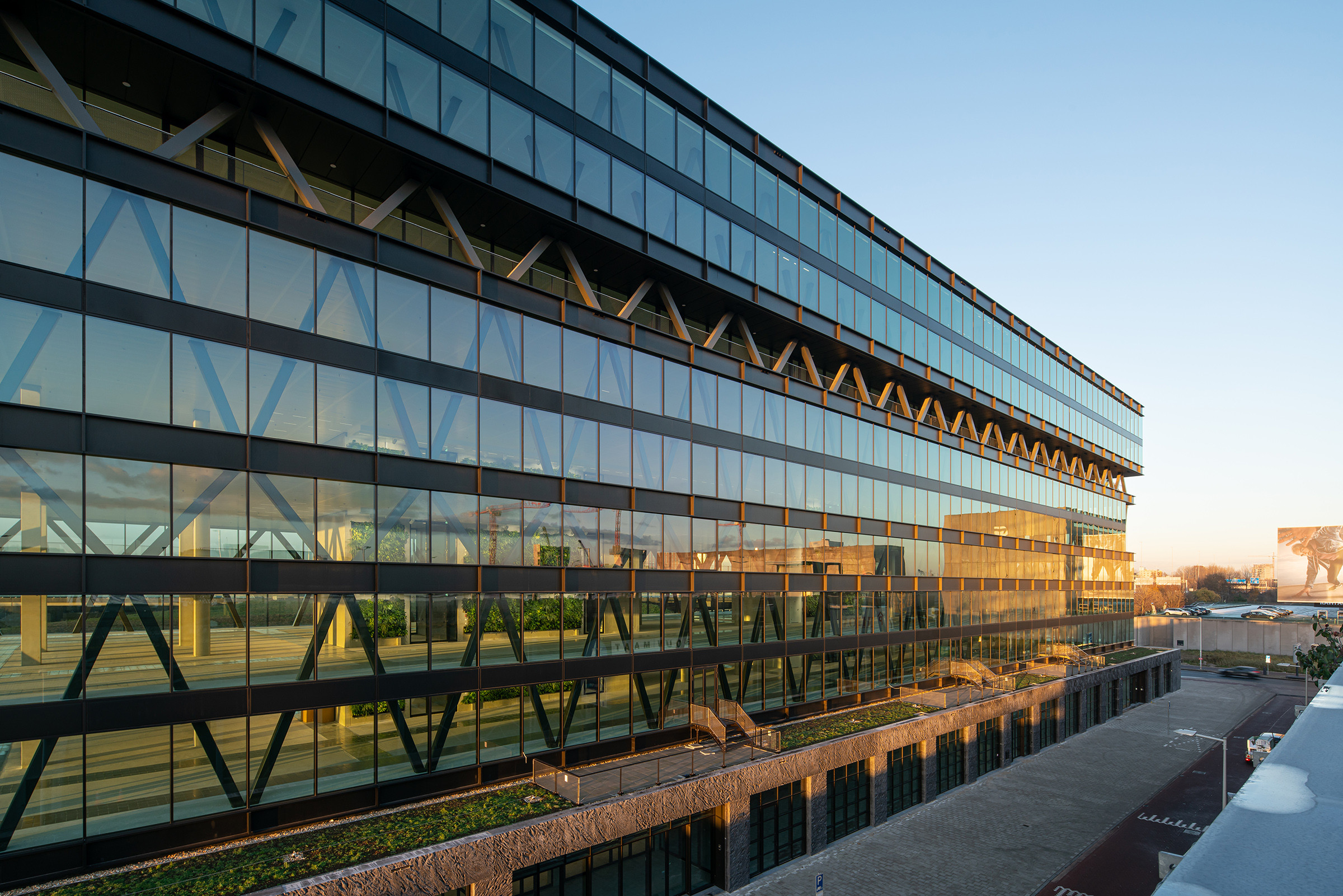 03-TheJoan-OZ-Egbert-de-Boer 03-TheJoan-OZ-Egbert-de-Boer.jpg