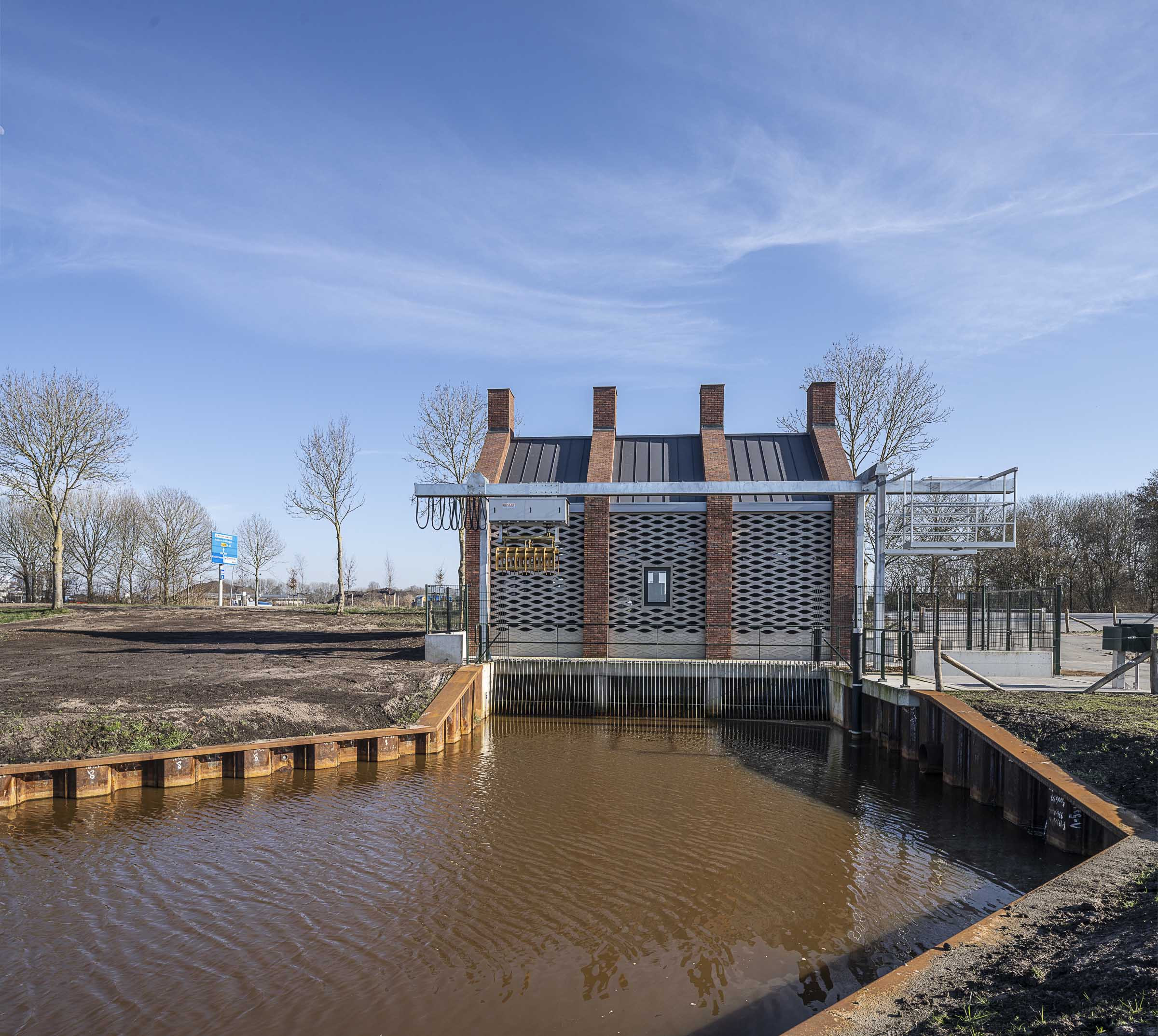 7 Gemaal Leenders (foto door Harry Cock) 7 Gemaal Leenders (foto door Harry Cock).jpg