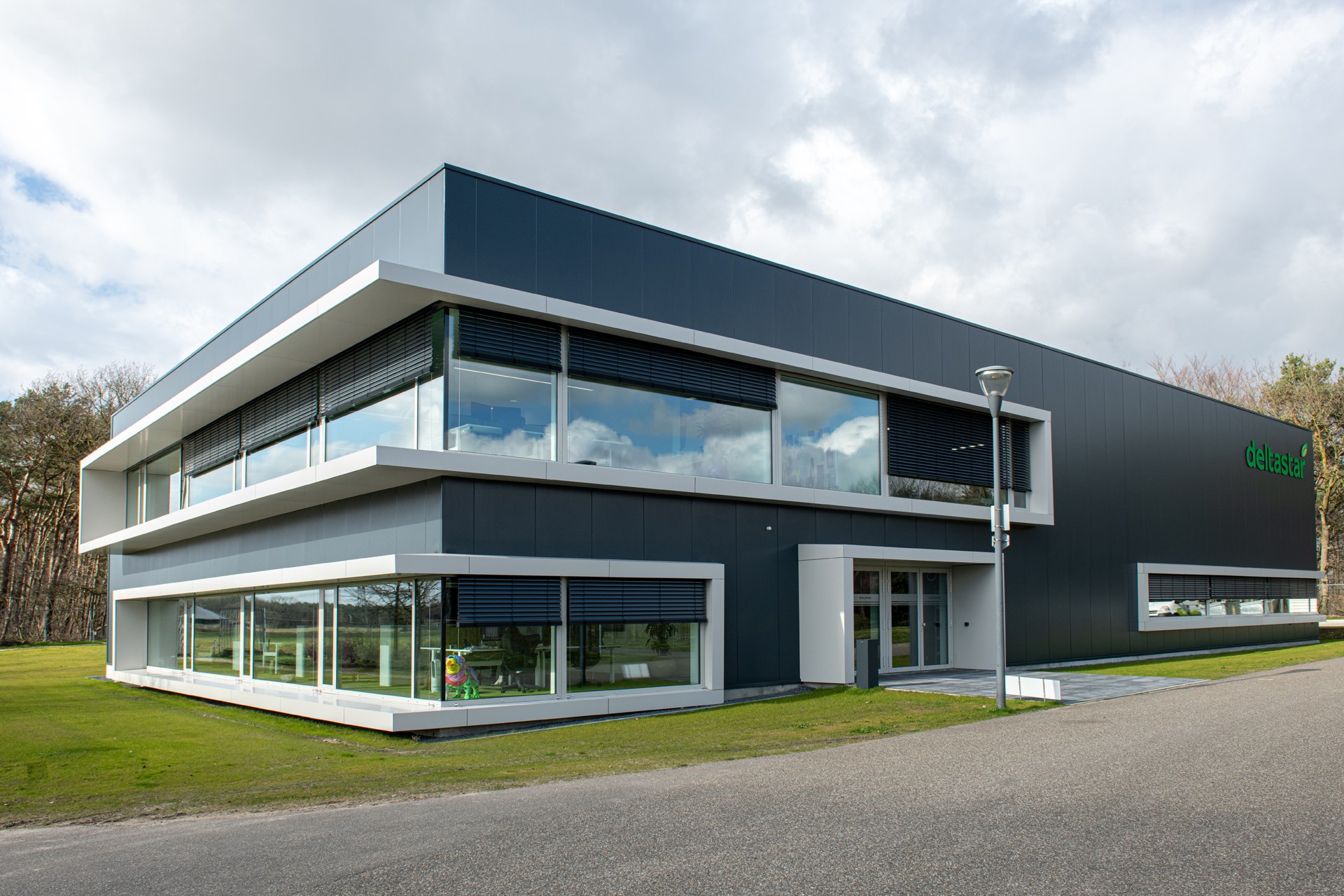 Deltastar Nutrients Venlo - Hoofdfoto