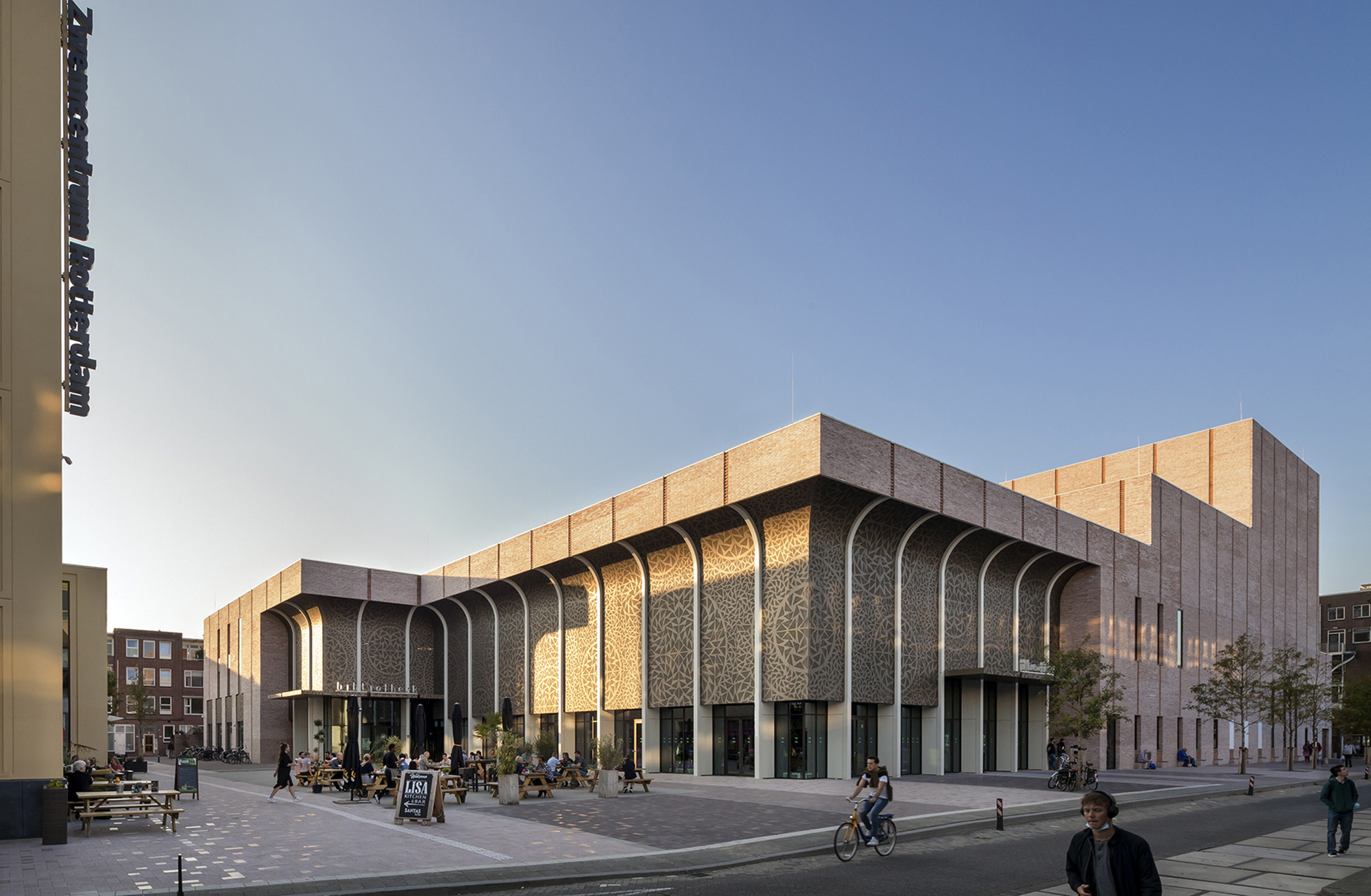 Theater Zuidplein - Hoofdfoto