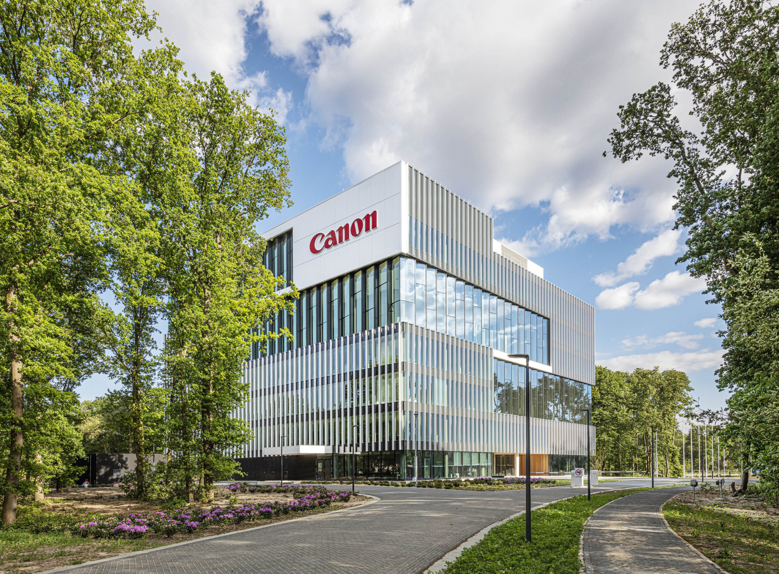 Canon Production Printing Headquarters - Hoofdfoto