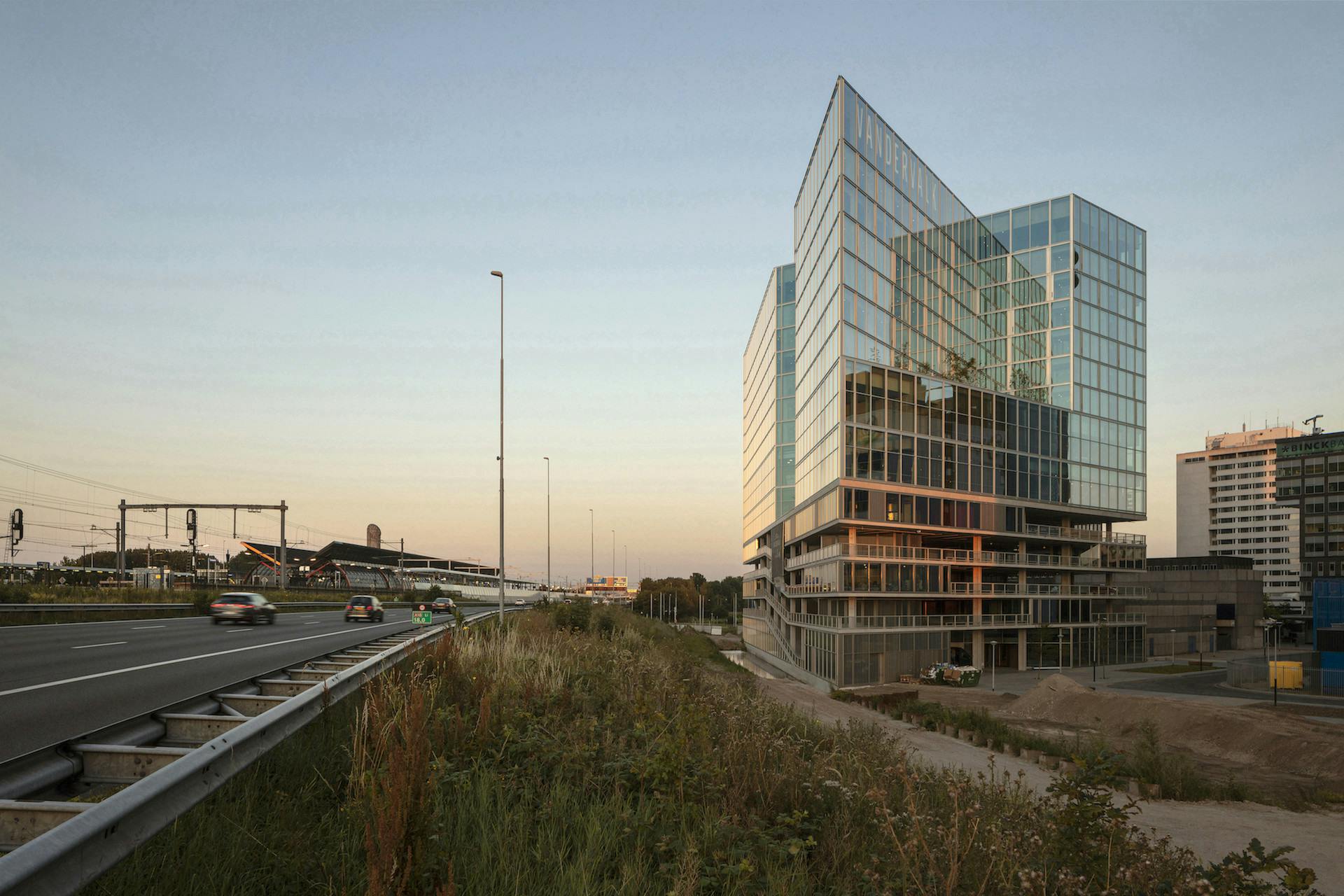 Van der Valk Hotel Amsterdam Zuidas - Hoe een bijzondere kavel leidde tot een nieuwe standaard